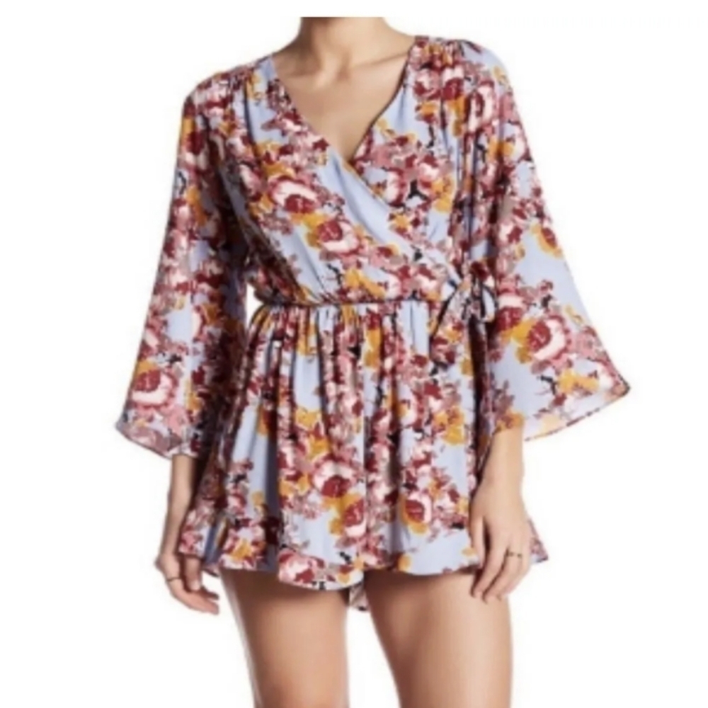 ASTR The Label Floral Wrap Romper Blue Pink Size XS